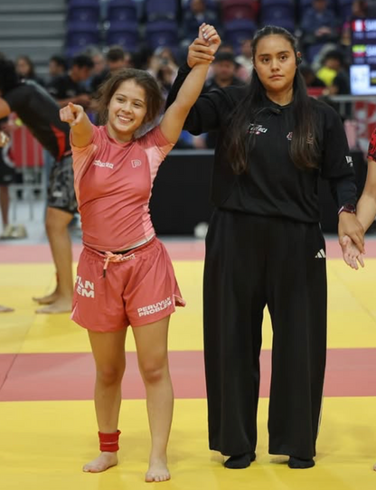 LIMITED EDITION - PINKY CHOKE PERUVIAN PROBLEM SHORT SLEEVE RASH GUARD